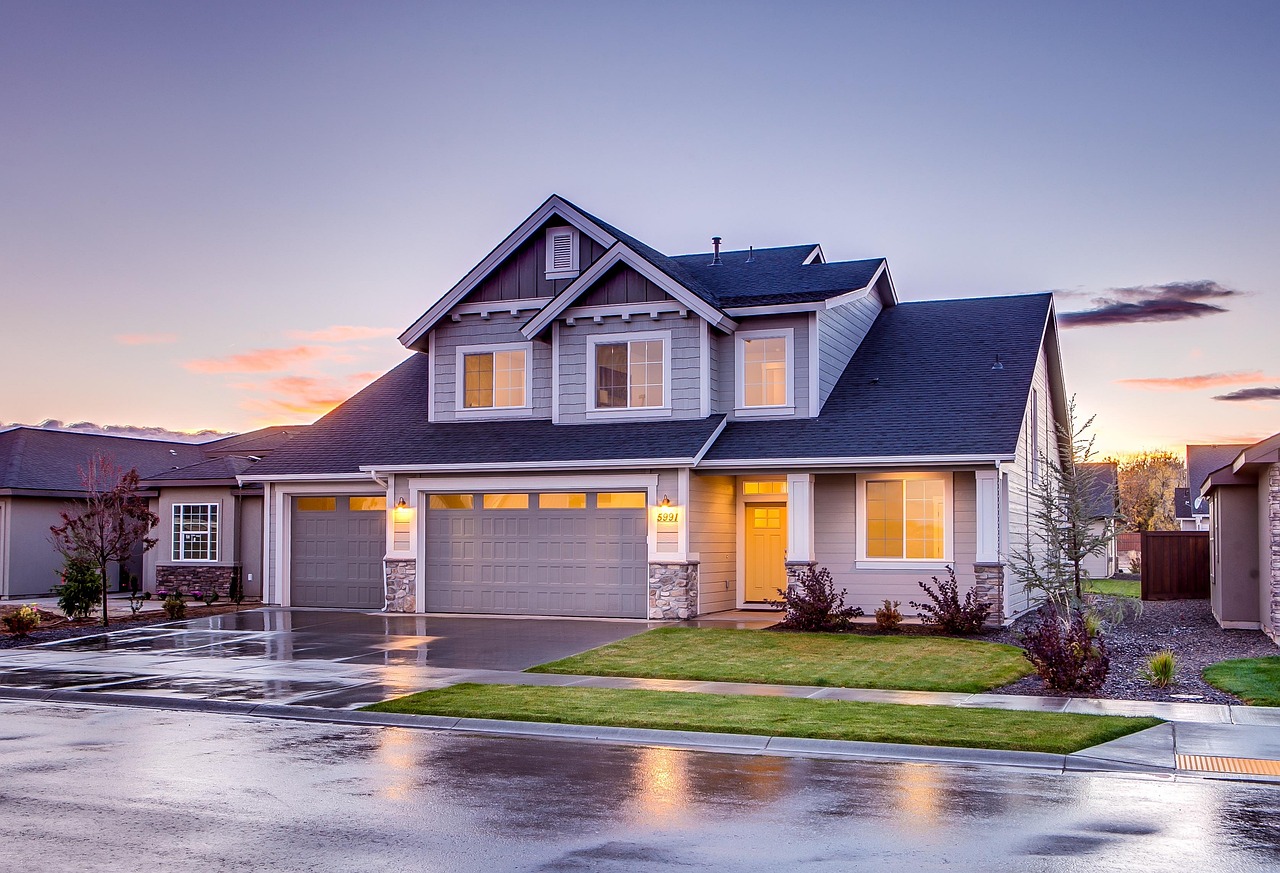 Garage and driveway in a Geelong suburb