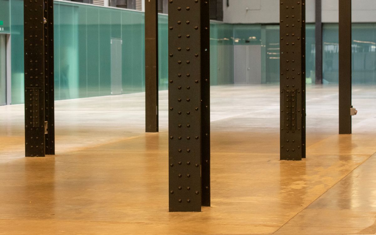 Polished industrial floor after coating